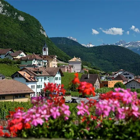 Zajazd Communale De La Couronne Yvorne